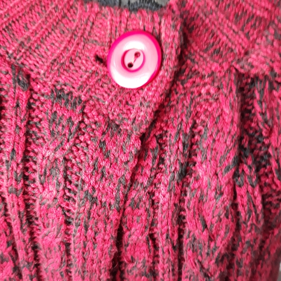 Sweater - Picture 3 of 5